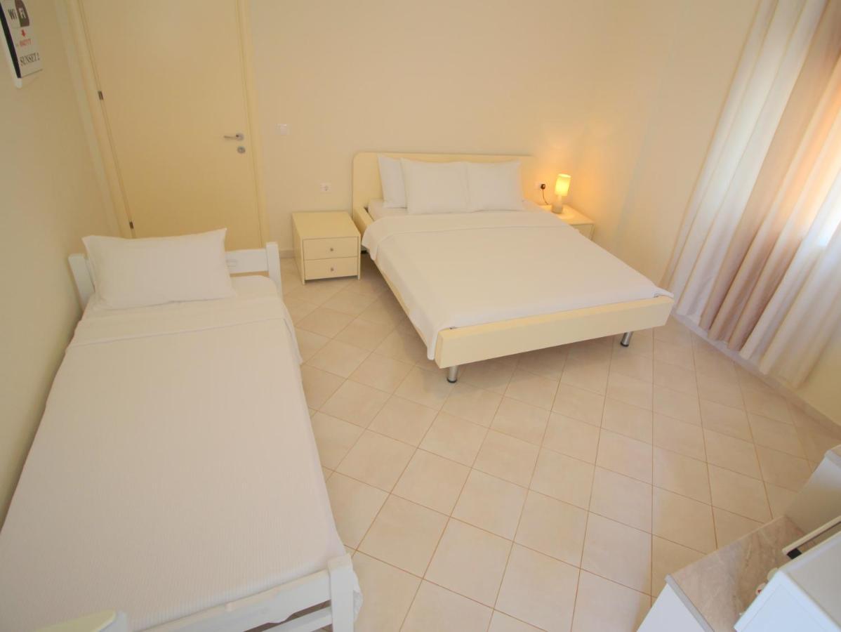 Sunset Apartments Berdenesh Sarandë 외부 사진